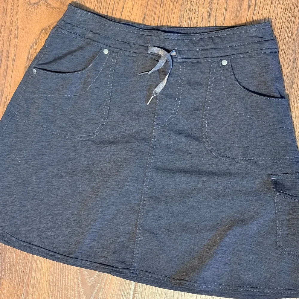 Kuhl Skort‎ Women Small Gorpcore Charcoal Gray Hiking Outdoor Athletic Pockets